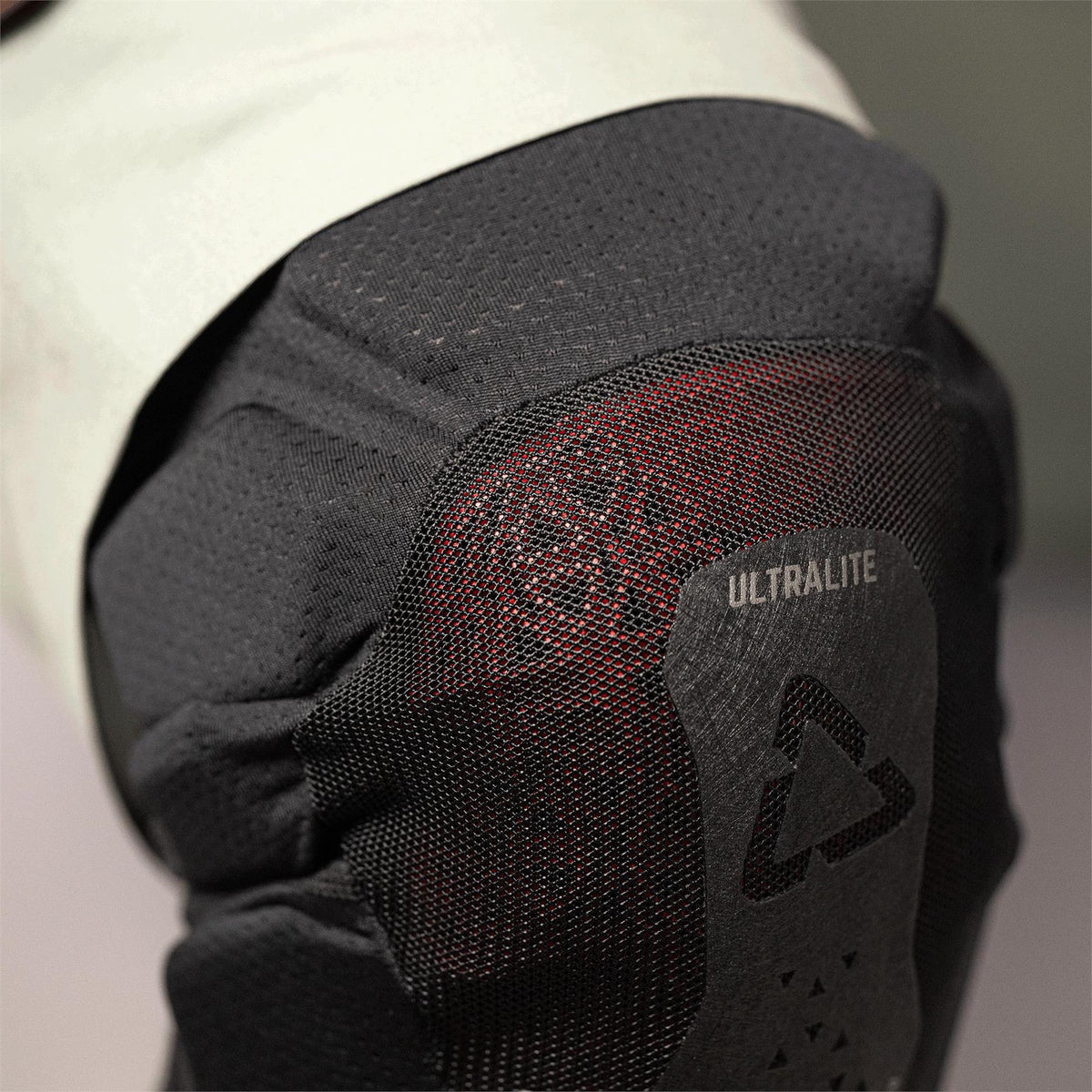 Leatt ReaFlex UltraLite EXT Knee Protection